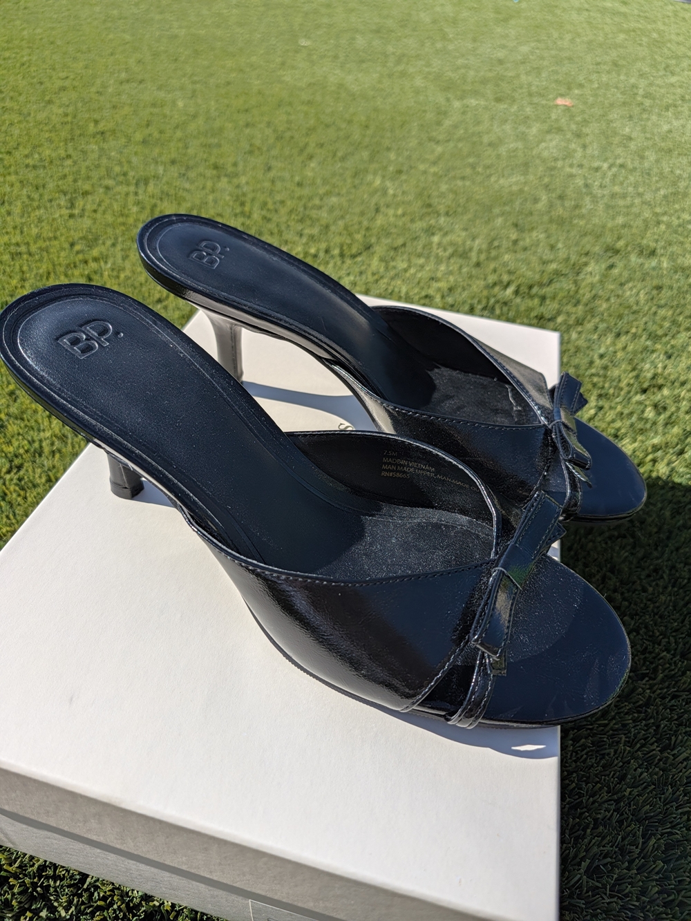 New BP Black Patent Leather Open-Toe Kitten Heel Mules 7.5